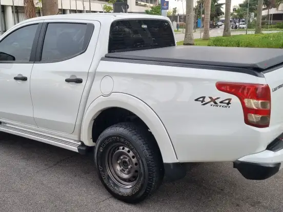 MITSUBISHI-L200 TRITON-2.4 16V TURBO DIESEL GL CD 4X4 MANUAL MITSUBISHI-L200 TRITON-2023