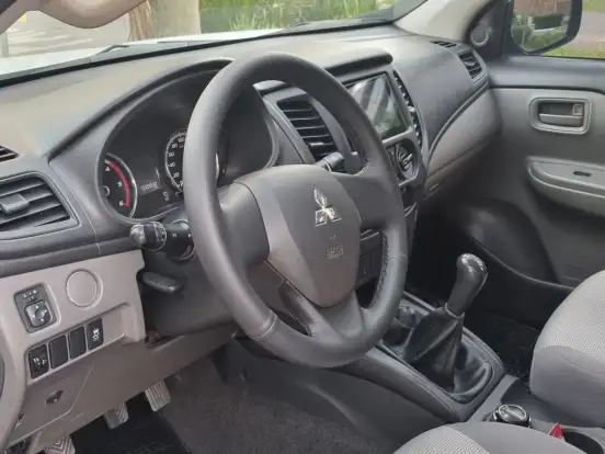 MITSUBISHI-L200 TRITON-2.4 16V TURBO DIESEL GL CD 4X4 MANUAL MITSUBISHI-L200 TRITON-2023