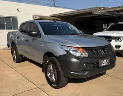 MITSUBISHI L200 TRITON 2.4 16V TURBO DIESEL SPORT GL CD 4P 4X4 MANUAL MITSUBISHI L200 TRITON 2.4 16V TURBO DIESEL SPORT GL CD 4P 4X4 MANUAL