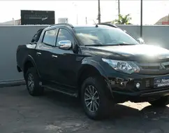 MITSUBISHI L200 TRITON 2.4 16V TURBO DIESEL SPORT HPE CD 4P 4X4 AUTOMÁTICO MITSUBISHI L200 TRITON 2.4 16V TURBO DIESEL SPORT HPE CD 4P 4X4 AUTOMÁTICO