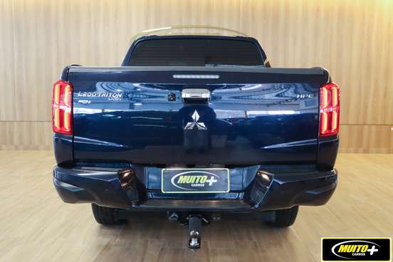 MITSUBISHI-L200 TRITON-2017