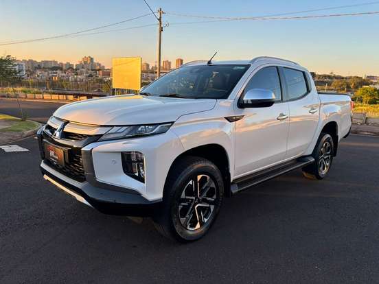 MITSUBISHI-L200 TRITON-2024
