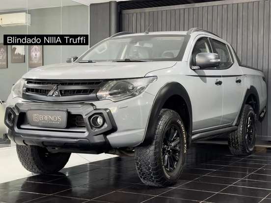 MITSUBISHI-L200 TRITON-2.4 16V TURBO DIESEL SPORT HPE-S CD 4P 4X4 AUTOMÁTICO MITSUBISHI-L200 TRITON-2019