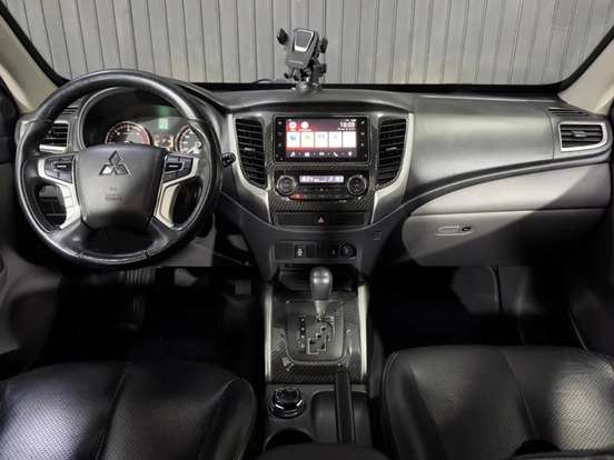 MITSUBISHI-L200 TRITON-2019