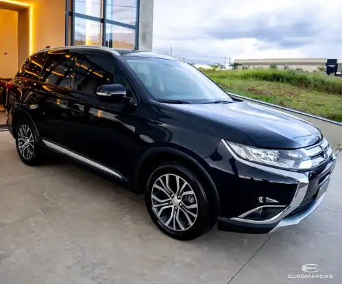 MITSUBISHI-OUTLANDER-2017