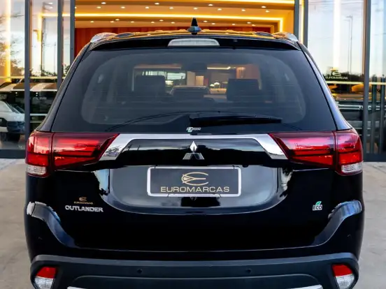 MITSUBISHI-OUTLANDER-2.0 COMFORT 16V GASOLINA 4P AUTOMÁTICO MITSUBISHI-OUTLANDER-2017