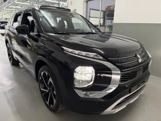 MITSUBISHI-OUTLANDER-2.4 PHEV SIGNATURE S-AWC DHT MITSUBISHI-OUTLANDER-2026