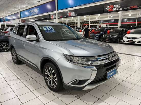 MITSUBISHI-OUTLANDER-2015