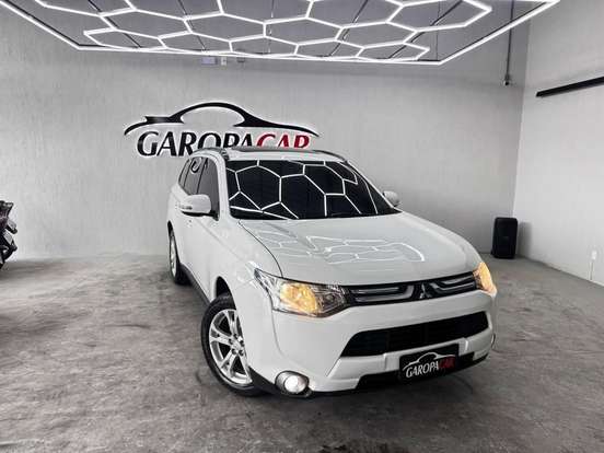 MITSUBISHI-OUTLANDER-2.0 16V GASOLINA 4P AUTOMÁTICO MITSUBISHI-OUTLANDER-2015