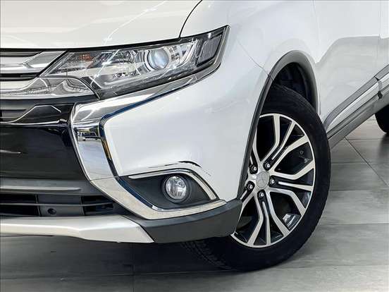MITSUBISHI-OUTLANDER-2.0 COMFORT 16V GASOLINA 4P AUTOMÁTICO MITSUBISHI-OUTLANDER-2017