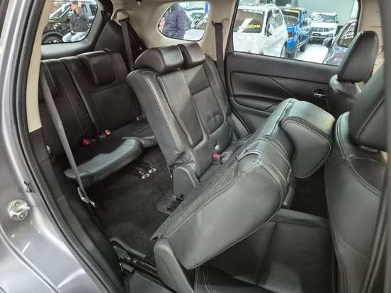 MITSUBISHI-OUTLANDER-2.0 MIVEC GASOLINA HPE AUTOMÁTICO MITSUBISHI-OUTLANDER-2018