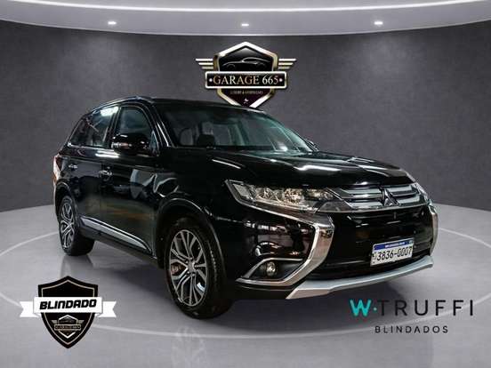 MITSUBISHI-OUTLANDER-2015