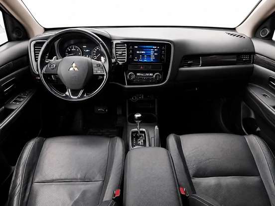 MITSUBISHI-OUTLANDER-2.2 4X4 16V DIESEL 4P AUTOMÁTICO MITSUBISHI-OUTLANDER-2015