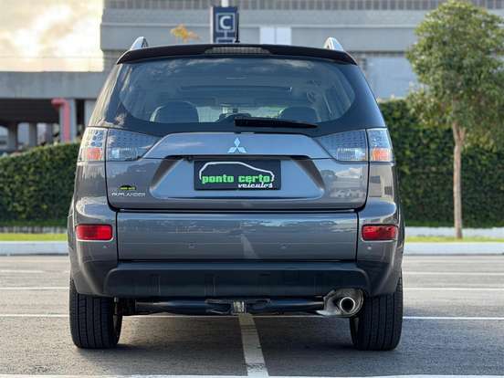MITSUBISHI-OUTLANDER-2.4 4X4 16V GASOLINA 4P AUTOMÁTICO MITSUBISHI-OUTLANDER-2009
