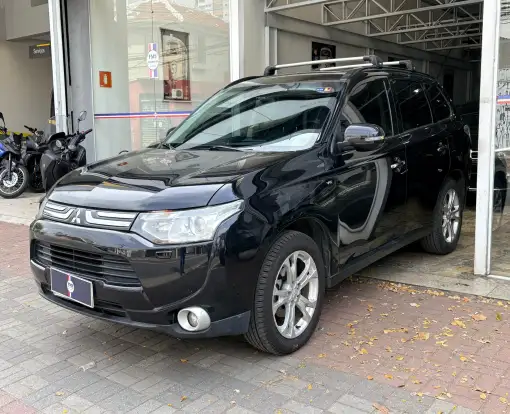 MITSUBISHI-OUTLANDER-3.0 GT 4X4 V6 24V GASOLINA 4P AUTOMÁTICO MITSUBISHI-OUTLANDER-2014