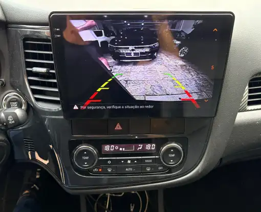 MITSUBISHI-OUTLANDER-2014