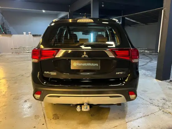 MITSUBISHI-OUTLANDER-3.0 MIVEC V6 GASOLINA HPE-S AWD AUTOMÁTICO MITSUBISHI-OUTLANDER-2020