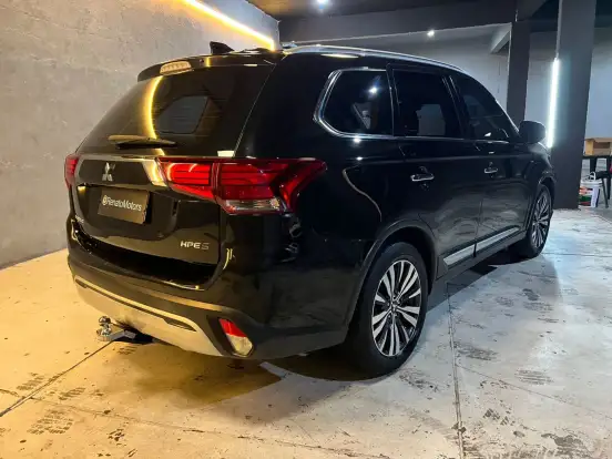 MITSUBISHI-OUTLANDER-3.0 MIVEC V6 GASOLINA HPE-S AWD AUTOMÁTICO MITSUBISHI-OUTLANDER-2020