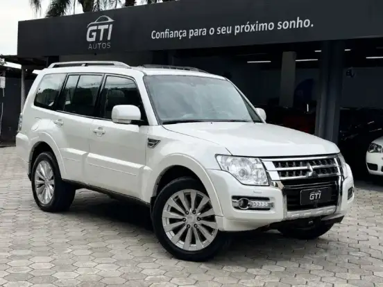MITSUBISHI-PAJERO FULL-3.2 HPE 4X4 16V TURBO INTERCOOLER DIESEL 4P AUTOMÁTICO MITSUBISHI-PAJERO FULL-2015