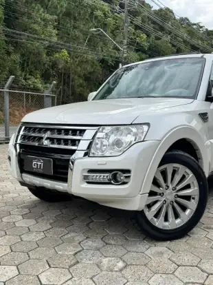 MITSUBISHI-PAJERO FULL-2015
