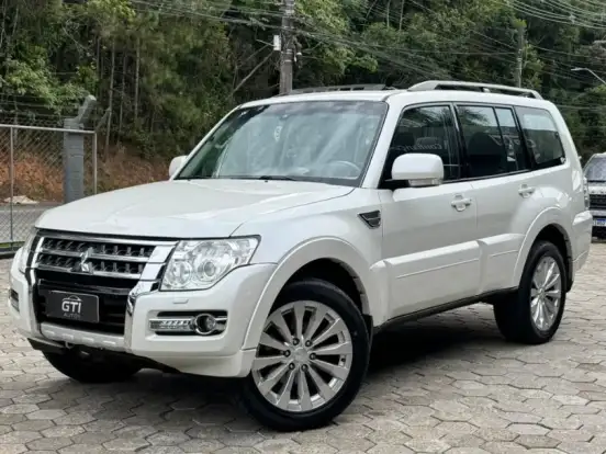 MITSUBISHI-PAJERO FULL-3.2 HPE 4X4 16V TURBO INTERCOOLER DIESEL 4P AUTOMÁTICO MITSUBISHI-PAJERO FULL-2015