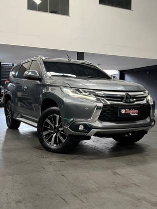 MITSUBISHI PAJERO FULL 3.2 HPE 4X4 16V TURBO INTERCOOLER DIESEL 4P AUTOMÁTICO