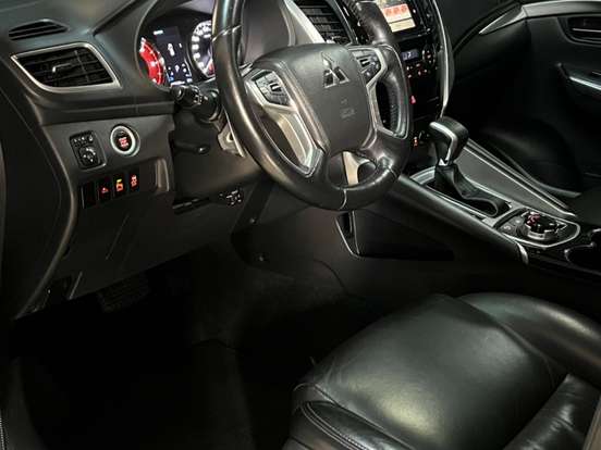 MITSUBISHI-PAJERO FULL-3.2 HPE 4X4 16V TURBO INTERCOOLER DIESEL 4P AUTOMÁTICO MITSUBISHI-PAJERO FULL-2019