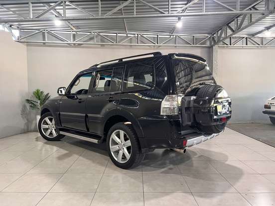 MITSUBISHI-PAJERO FULL-2013
