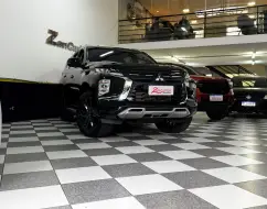 MITSUBISHI PAJERO SPORT 2.4 16V MIVEC TURBO DIESEL LEGEND AWD AUTOMÁTICO MITSUBISHI PAJERO SPORT 2.4 16V MIVEC TURBO DIESEL LEGEND AWD AUTOMÁTICO
