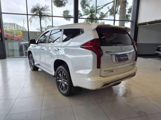 MITSUBISHI-PAJERO SPORT-2.4 16V MIVEC TURBO DIESEL HPE-S AWD AUTOMÁTICO MITSUBISHI-PAJERO SPORT-2022