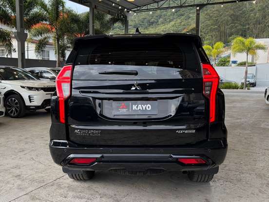 MITSUBISHI-PAJERO SPORT-2024
