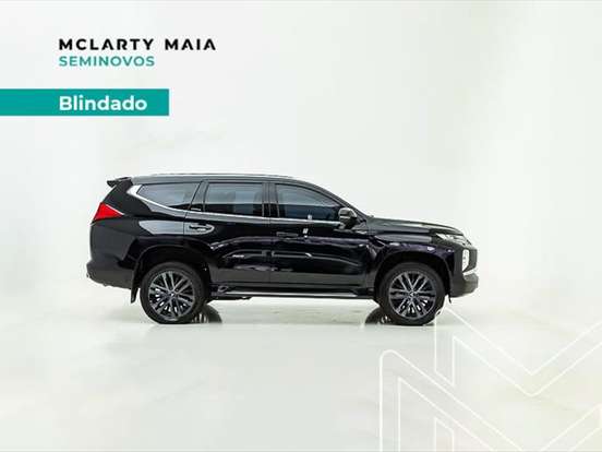 MITSUBISHI-PAJERO SPORT-2.4 16V MIVEC TURBO DIESEL LEGEND BLACK AWD AUTOMÁTICO MITSUBISHI-PAJERO SPORT-2024