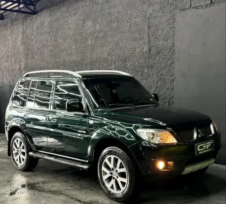 MITSUBISHI-PAJERO TR4-2013