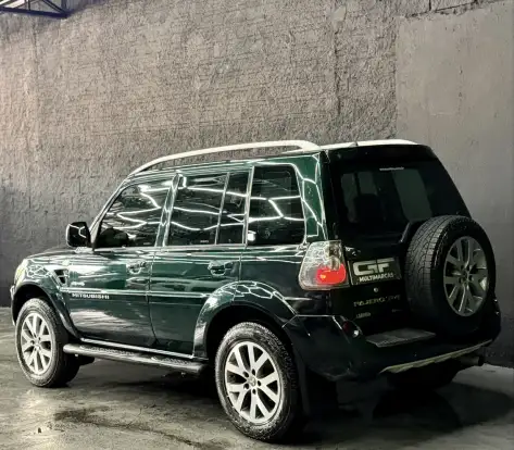 MITSUBISHI-PAJERO TR4-2013