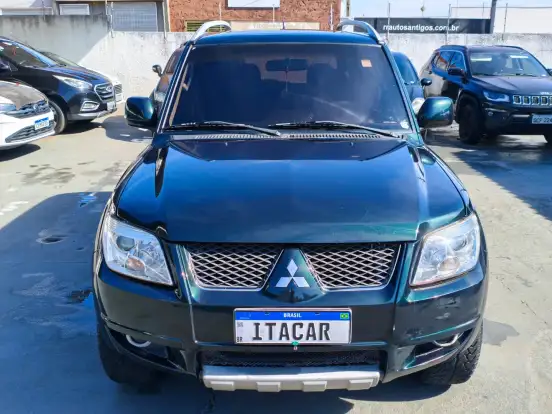 MITSUBISHI-PAJERO TR4-2.0 4X4 16V 140CV FLEX 4P AUTOMÁTICO MITSUBISHI-PAJERO TR4-2009