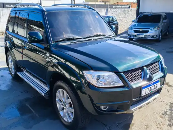 MITSUBISHI-PAJERO TR4-2.0 4X4 16V 140CV FLEX 4P AUTOMÁTICO MITSUBISHI-PAJERO TR4-2009