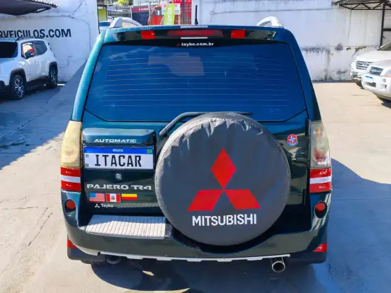MITSUBISHI-PAJERO TR4-2.0 4X4 16V 140CV FLEX 4P AUTOMÁTICO MITSUBISHI-PAJERO TR4-2009