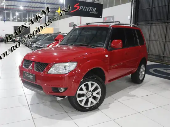 MITSUBISHI-PAJERO TR4-2.0 4X4 16V 140CV FLEX 4P AUTOMÁTICO MITSUBISHI-PAJERO TR4-2011