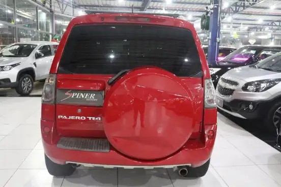 MITSUBISHI-PAJERO TR4-2011