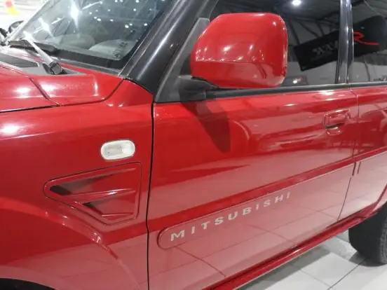 MITSUBISHI-PAJERO TR4-2.0 4X4 16V 140CV FLEX 4P AUTOMÁTICO MITSUBISHI-PAJERO TR4-2011