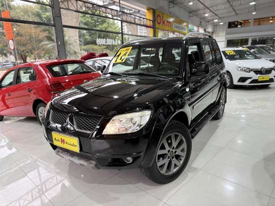 MITSUBISHI-PAJERO TR4-2.0 4X2 16V 140CV FLEX 4P AUTOMÁTICO MITSUBISHI-PAJERO TR4-2013