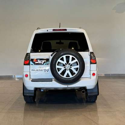 MITSUBISHI-PAJERO TR4-2013