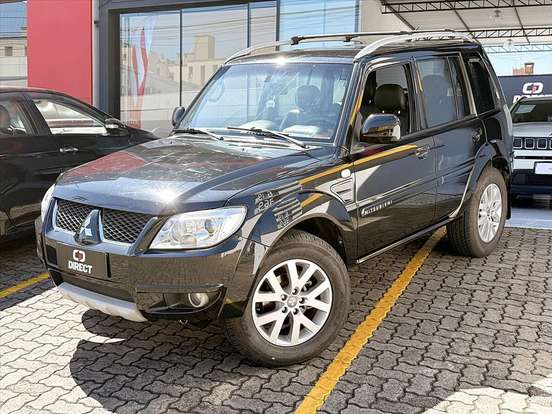 MITSUBISHI-PAJERO TR4-2.0 4X2 16V 140CV FLEX 4P AUTOMÁTICO MITSUBISHI-PAJERO TR4-2012