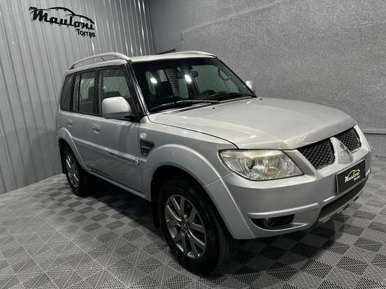 MITSUBISHI-PAJERO TR4-2013