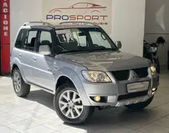 MITSUBISHI PAJERO TR4 2.0 4X4 16V 140CV FLEX 4P AUTOMÁTICO MITSUBISHI PAJERO TR4 2.0 4X4 16V 140CV FLEX 4P AUTOMÁTICO