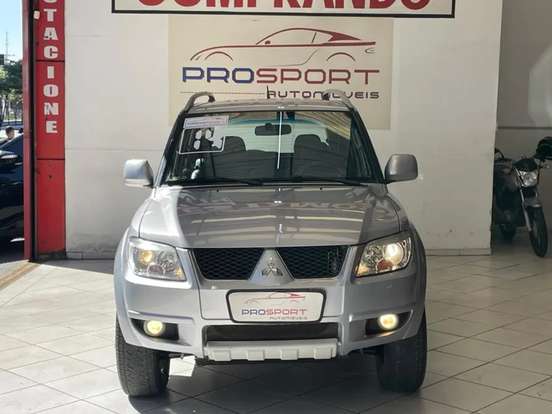 MITSUBISHI-PAJERO TR4-2013