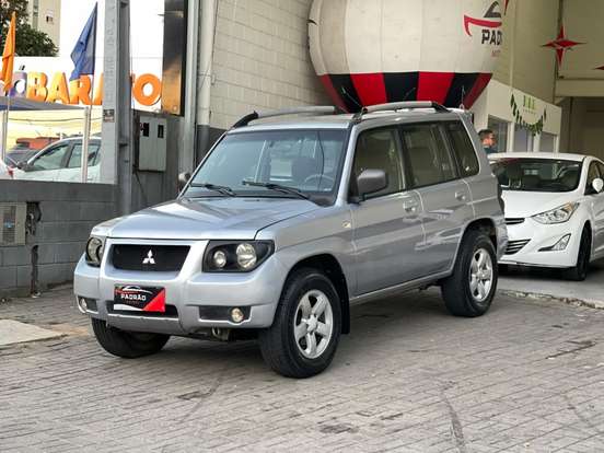 MITSUBISHI-PAJERO TR4-2.0 4X4 16V 140CV FLEX 4P AUTOMÁTICO MITSUBISHI-PAJERO TR4-2008