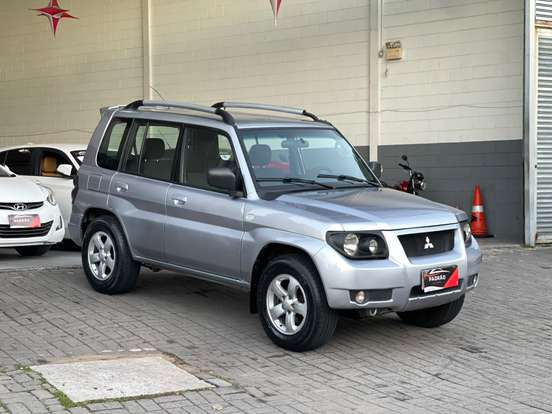MITSUBISHI-PAJERO TR4-2.0 4X4 16V 140CV FLEX 4P AUTOMÁTICO MITSUBISHI-PAJERO TR4-2008