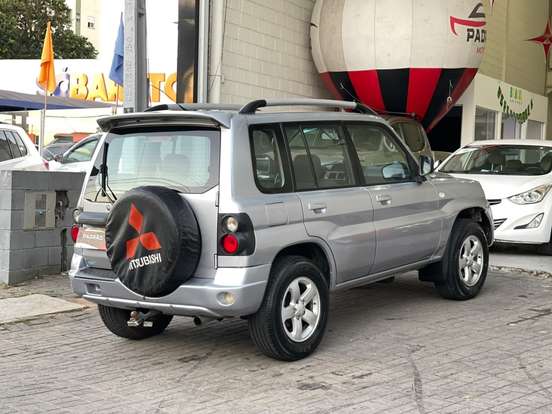 MITSUBISHI-PAJERO TR4-2.0 4X4 16V 140CV FLEX 4P AUTOMÁTICO MITSUBISHI-PAJERO TR4-2008