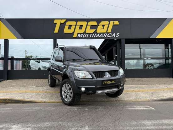 MITSUBISHI-PAJERO TR4-2.0 4X4 16V 140CV FLEX 4P AUTOMÁTICO MITSUBISHI-PAJERO TR4-2011